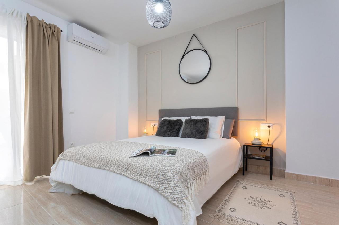 Laterraza De Ollerias Apartment Malaga Luaran gambar